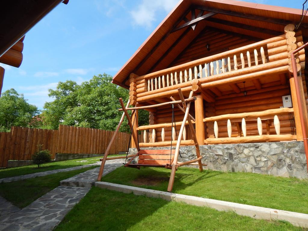 Smerekovyi Dvir Поляна Номер фото